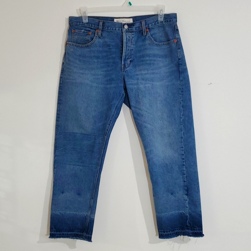 Gap Women's Vintage Straight Distressed Jeans with a raw hem, size 32R